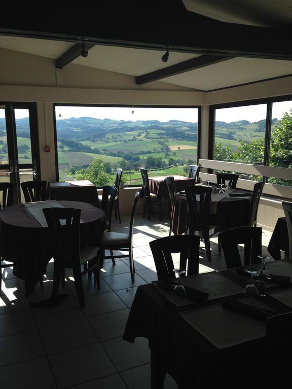 فندق Le Relais Des Bergers Saint-Martin-en-Haut المظهر الخارجي الصورة