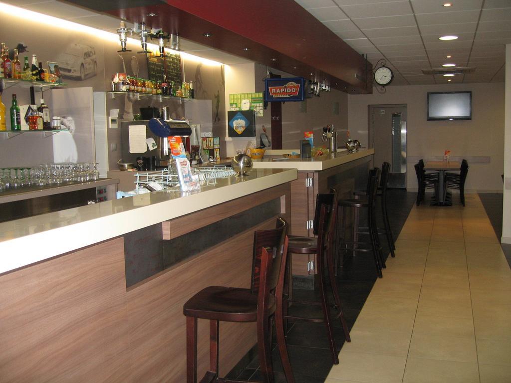 فندق Le Relais Des Bergers Saint-Martin-en-Haut المظهر الخارجي الصورة